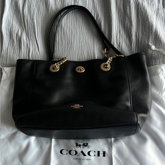 Black Coach Purse - Picture 1 of 2